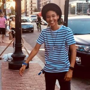 Meet your Posher, Brittani